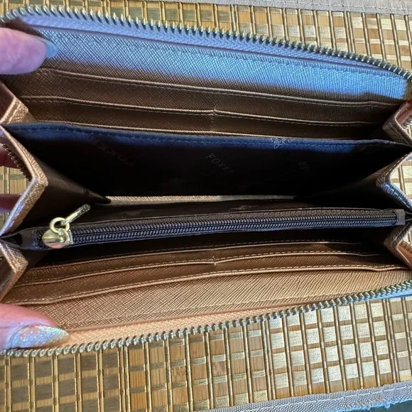 Foxer Women Leather Long Wristlet Wallet Clutch Rose Gold - Picture 9 of 14